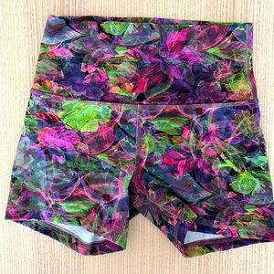 Lululemon Wunder Under Shorts